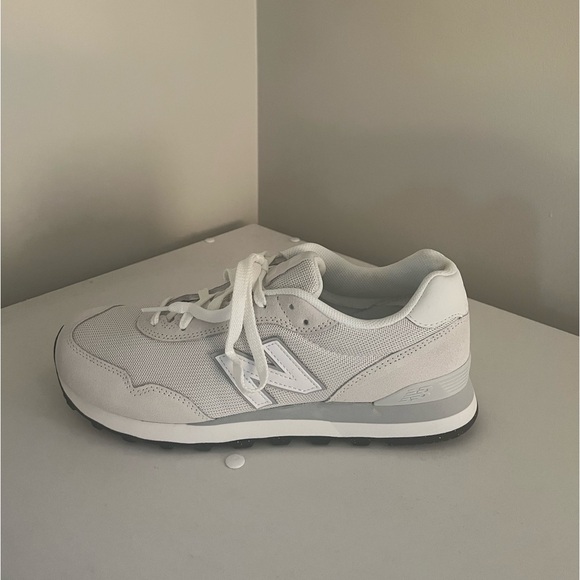 Gray 515 New Balance Sneakers - Picture 4 of 6